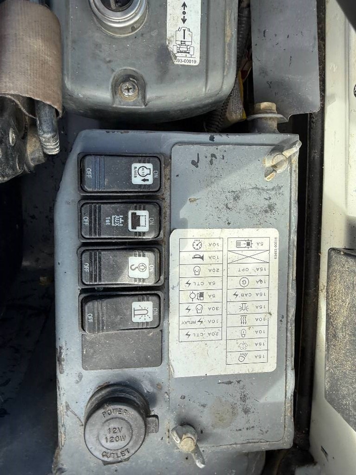 Новый Мини-экскаватор Takeuchi TB 225 V3: фото 23