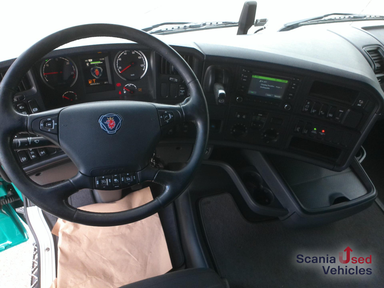 SCANIA R450LB6x2*4MNB LBW 2,0t NUR 462 TKM! HU neu! - Тентованный грузовик: фото 2 SCANIA R450LB6x2*4MNB LBW 2,0t NUR 462 TKM! HU neu! - Тентованный грузовик: фото 2