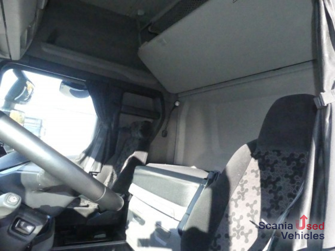 SCANIA R 460 A4x2NA Kipphydraulik New Dashboard - Тягач: фото 2 SCANIA R 460 A4x2NA Kipphydraulik New Dashboard - Тягач: фото 2