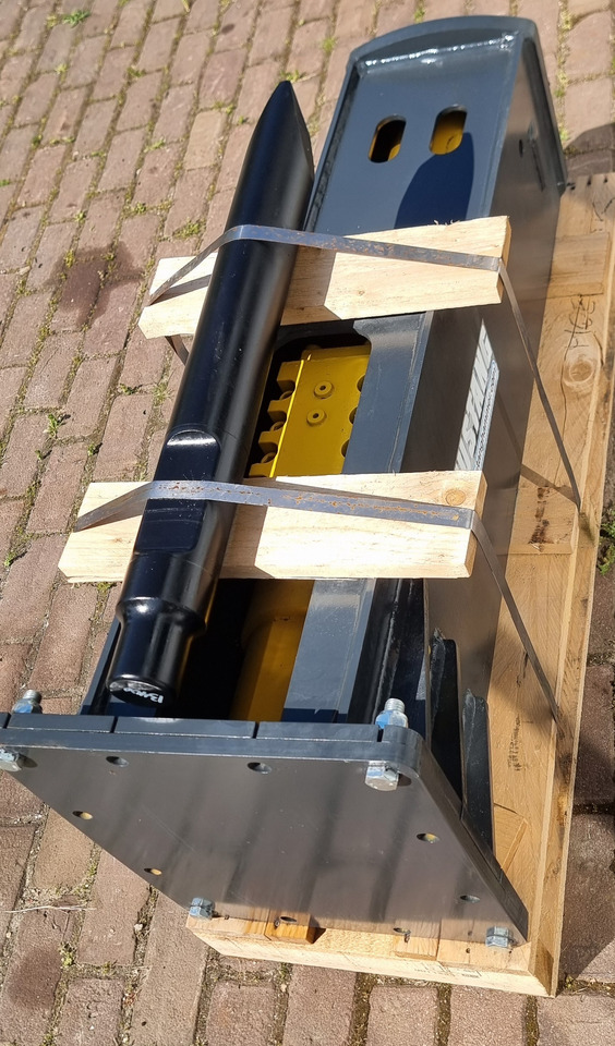 MUSTANG HM550 - Гидромолот для Экскаваторов: фото 3 MUSTANG HM550 - Гидромолот для Экскаваторов: фото 3