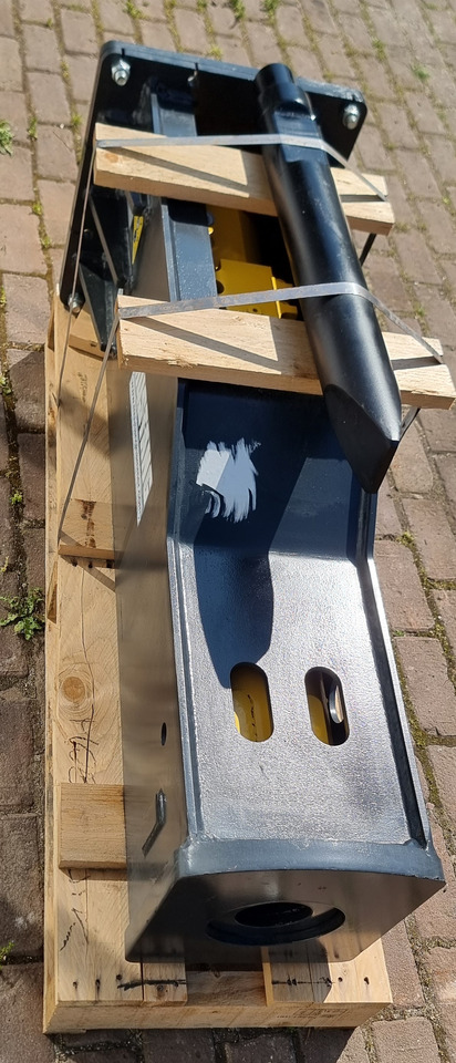 MUSTANG HM550 - Гидромолот для Экскаваторов: фото 4 MUSTANG HM550 - Гидромолот для Экскаваторов: фото 4