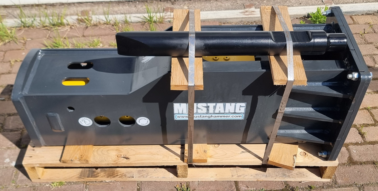 MUSTANG HM550 - Гидромолот для Экскаваторов: фото 1 MUSTANG HM550 - Гидромолот для Экскаваторов: фото 1