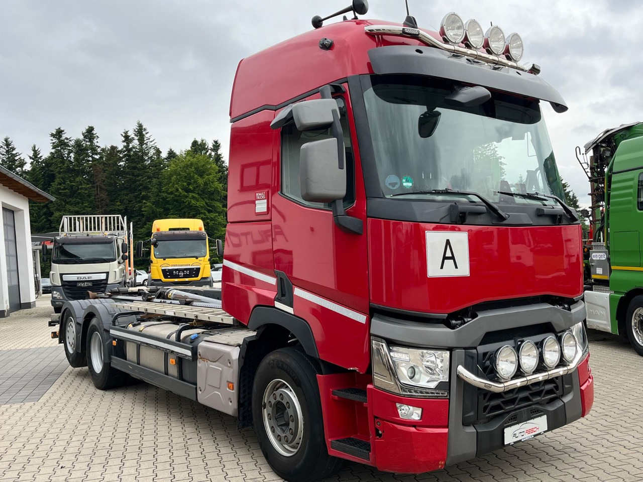 Renault T520 6x2 Meiller RS 21 Abrollkipper Lift Lenk - Крюковой мультилифт: фото 2 Renault T520 6x2 Meiller RS 21 Abrollkipper Lift Lenk - Крюковой мультилифт: фото 2