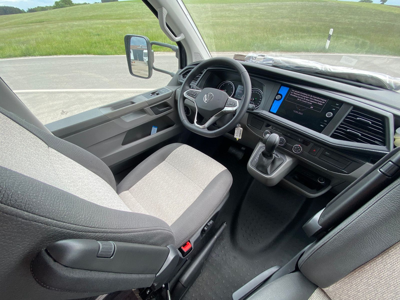 Полуинтегрированный автодом Knaus Tourer Van 500 LT, slide Bett, 4 P. Zulassung: фото 18