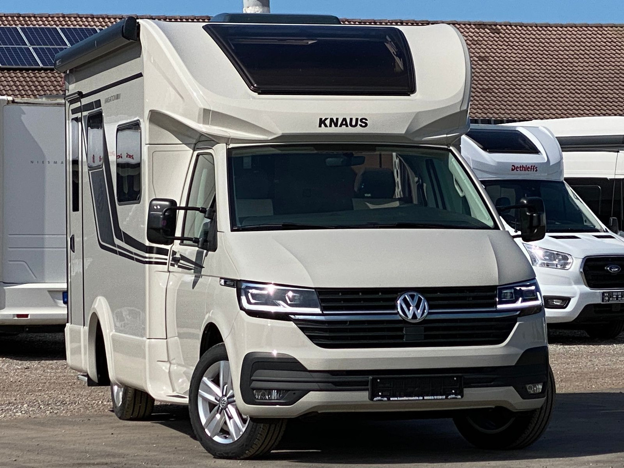 Knaus Tourer Van Vansation 500 LT, AHK,SAT,TV - Полуинтегрированный автодом: фото 1 Knaus Tourer Van Vansation 500 LT, AHK,SAT,TV - Полуинтегрированный автодом: фото 1