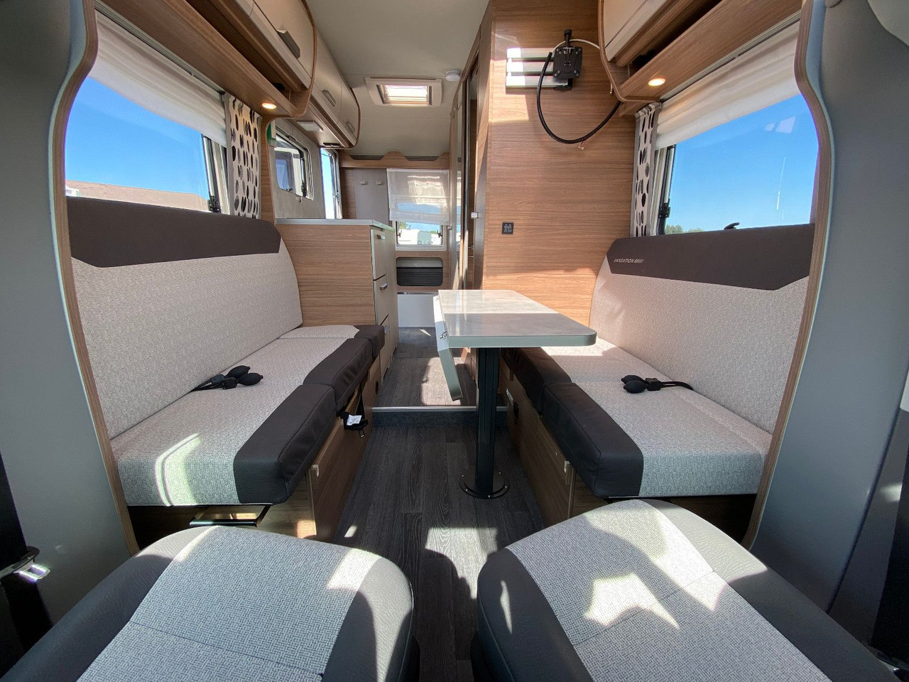Полуинтегрированный автодом Knaus Tourer Van Vansation 500 LT, AHK,SAT,TV: фото 14