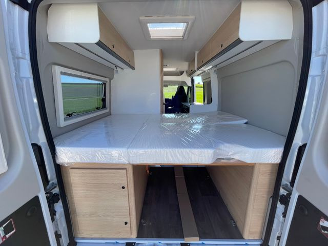 Новый Кастенваген Sunlight Camper Van Cliff 600 Entry: фото 15
