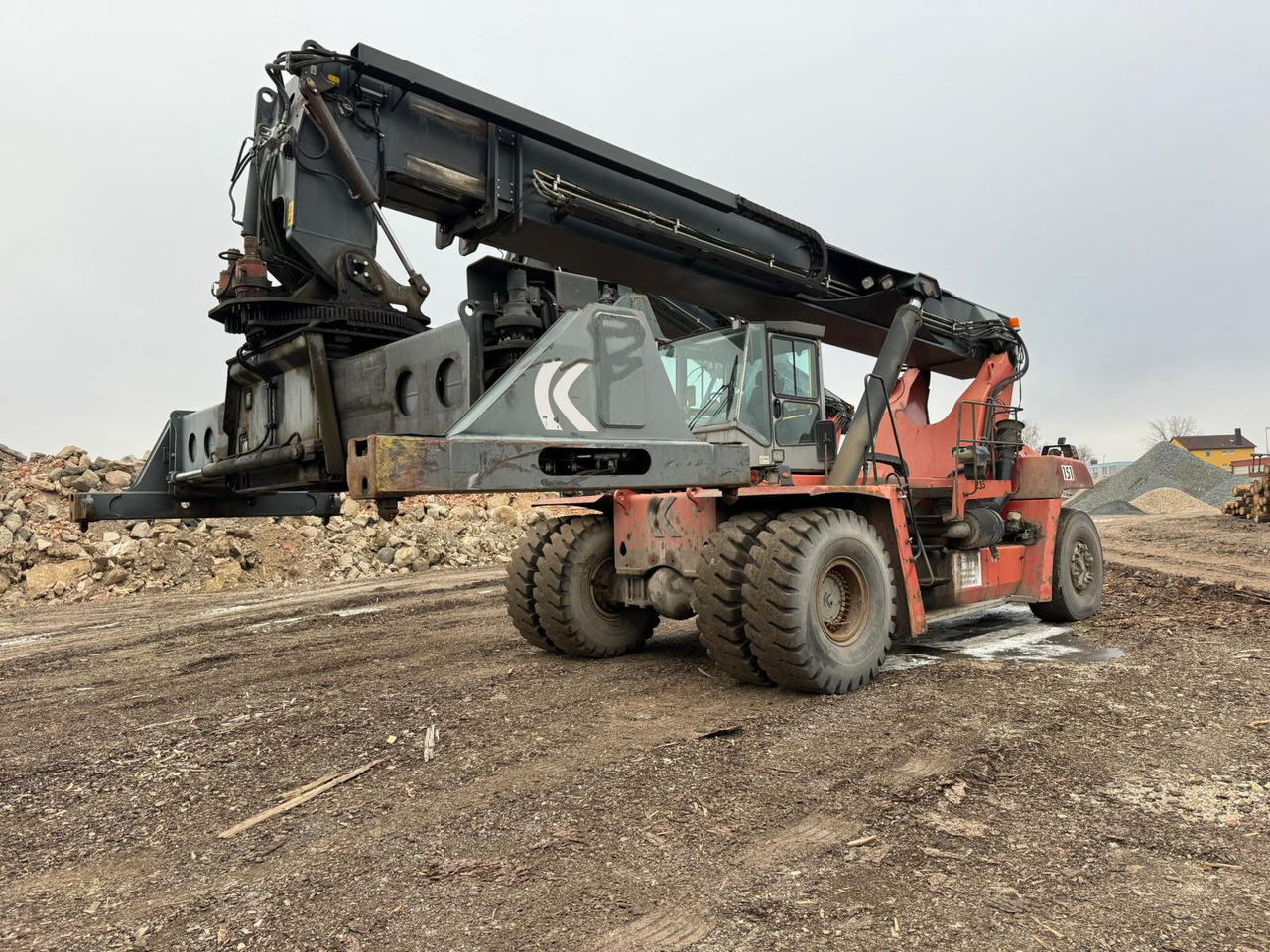 KALMAR DRF420-60S5 BJ: 2007 BStd: 32773h - Контейнерный погрузчик: фото 5 KALMAR DRF420-60S5 BJ: 2007 BStd: 32773h - Контейнерный погрузчик: фото 5
