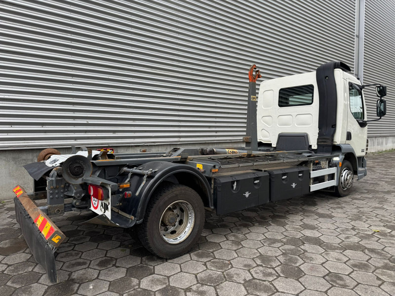 DAF LF 45.180 / Hook System / Manual / TUV: 11-2025 / Belgium Truck - Крюковой мультилифт: фото 3 DAF LF 45.180 / Hook System / Manual / TUV: 11-2025 / Belgium Truck - Крюковой мультилифт: фото 3