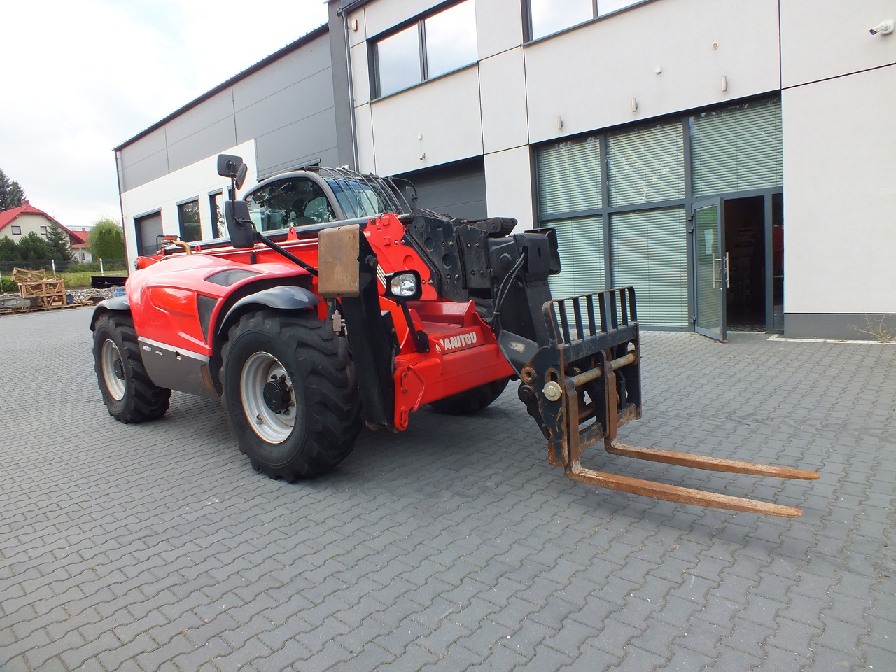 MANITOU MT1840 - Телескопический фронтальный погрузчик для Экскаваторов: фото 1 MANITOU MT1840 - Телескопический фронтальный погрузчик для Экскаваторов: фото 1