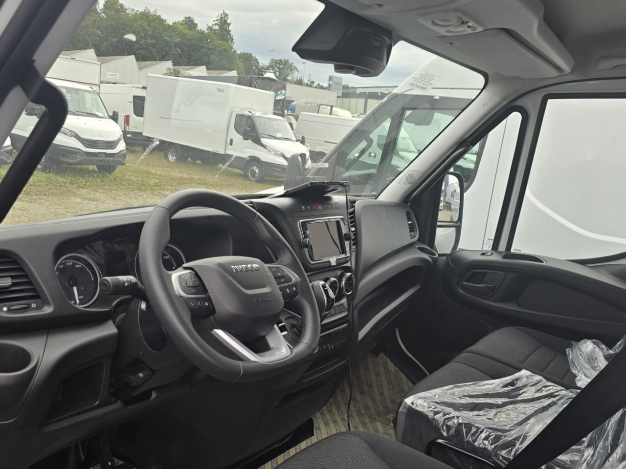 IVECO DAILY 38S14E V - Цельнометаллический фургон, Электрический фургон: фото 2 IVECO DAILY 38S14E V - Цельнометаллический фургон, Электрический фургон: фото 2