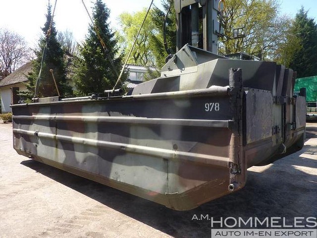 Schottel gmbh m-boot 3 - Бункер накопитель: фото 2 Schottel gmbh m-boot 3 - Бункер накопитель: фото 2