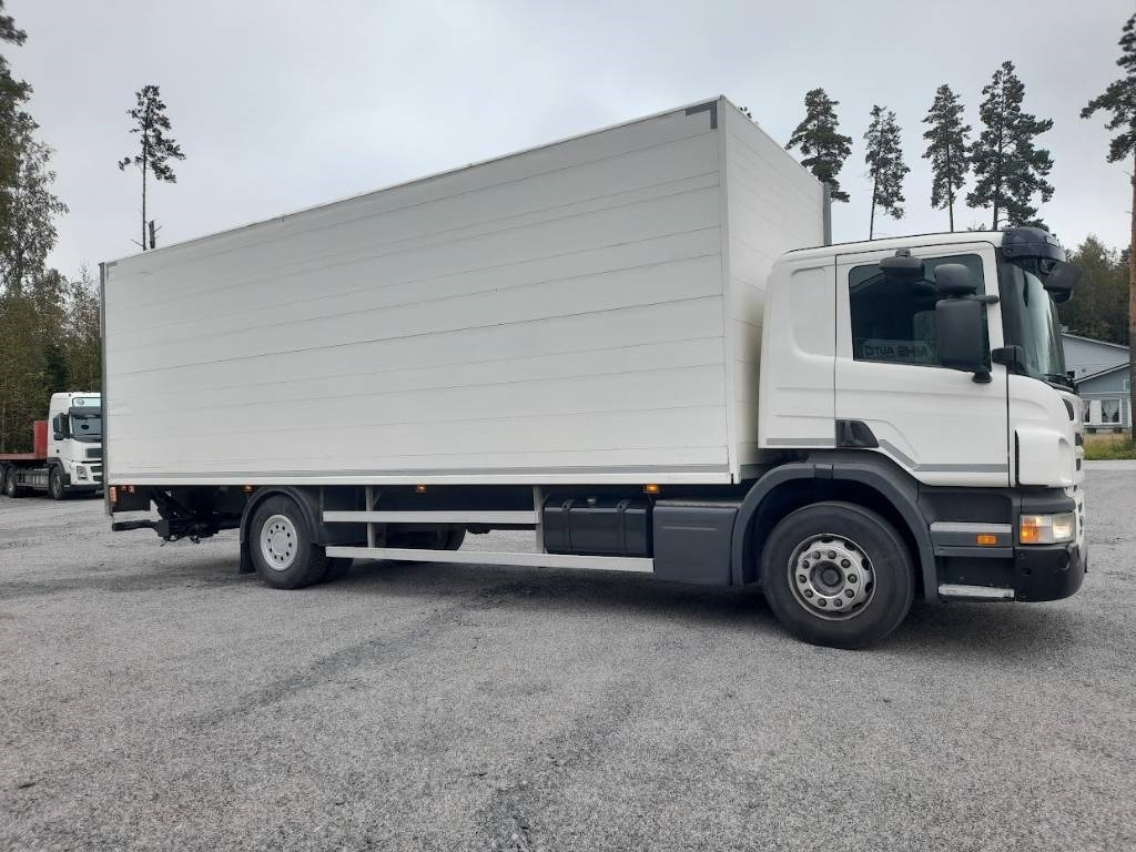 Scania P 230 DB - Грузовик с закрытым кузовом: фото 4 Scania P 230 DB - Грузовик с закрытым кузовом: фото 4