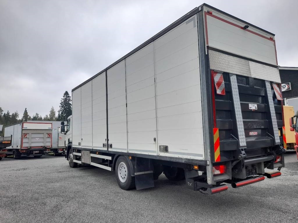 Scania P 230 DB - Грузовик с закрытым кузовом: фото 5 Scania P 230 DB - Грузовик с закрытым кузовом: фото 5