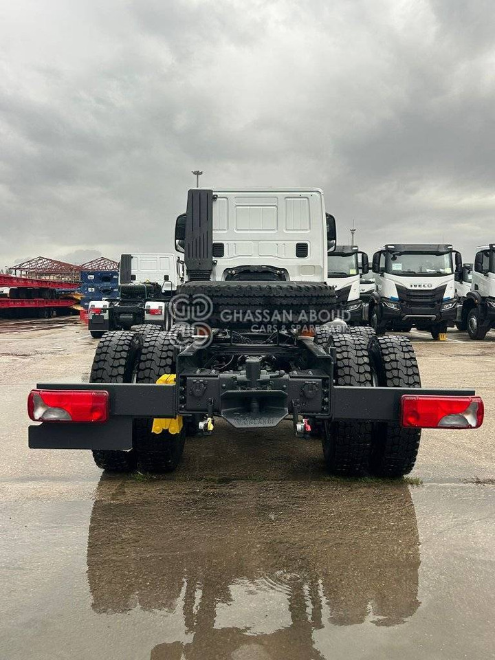 IVECO T-WAY Chassis 6×4 – GVW 33.5 Ton approx. (Tyres 12.00R20) Wheelbase 4200 MY25 - Грузовик-шасси: фото 3 IVECO T-WAY Chassis 6×4 – GVW 33.5 Ton approx. (Tyres 12.00R20) Wheelbase 4200 MY25 - Грузовик-шасси: фото 3