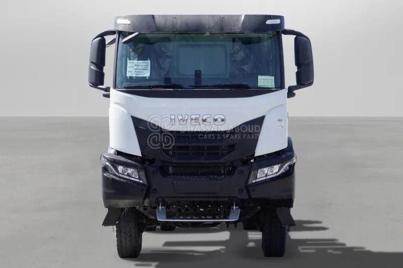 Iveco T-WAY AD380T47H 6X6 R22.5 Tyres Chassis - Грузовик-шасси: фото 2 Iveco T-WAY AD380T47H 6X6 R22.5 Tyres Chassis - Грузовик-шасси: фото 2