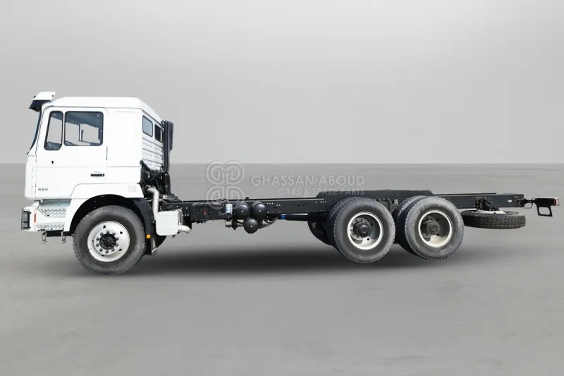Shacman 6x4 F3000 Chassis - Грузовик-шасси: фото 3 Shacman 6x4 F3000 Chassis - Грузовик-шасси: фото 3
