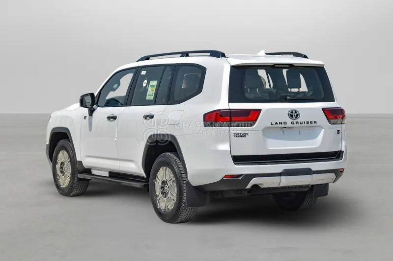 Toyota Land Cruiser 300 - Внедорожник: фото 4 Toyota Land Cruiser 300 - Внедорожник: фото 4