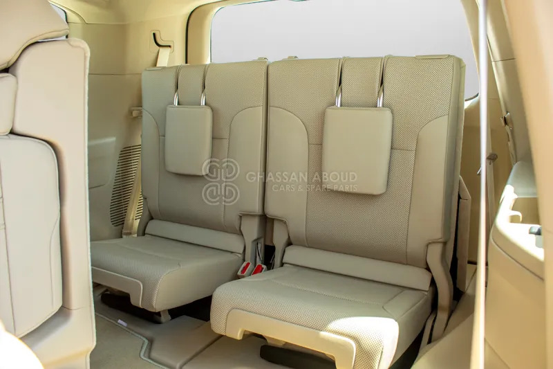 Внедорожник Toyota Land Cruiser 300: фото 10 Внедорожник Toyota Land Cruiser 300: фото 10