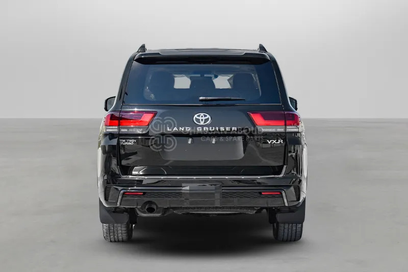 Toyota Land Cruiser 300 - Внедорожник: фото 5 Toyota Land Cruiser 300 - Внедорожник: фото 5