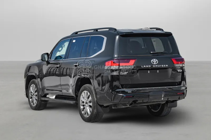 Toyota Land Cruiser 300 - Внедорожник: фото 4 Toyota Land Cruiser 300 - Внедорожник: фото 4