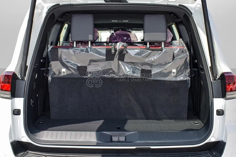 Toyota Land Cruiser 300 - Внедорожник: фото 5 Toyota Land Cruiser 300 - Внедорожник: фото 5