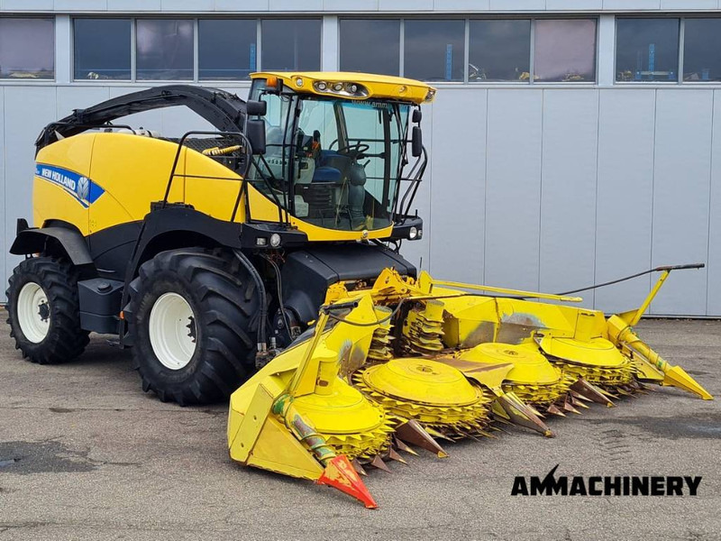 New Holland FR 600 - Кормоуборочный комбайн: фото 3 New Holland FR 600 - Кормоуборочный комбайн: фото 3