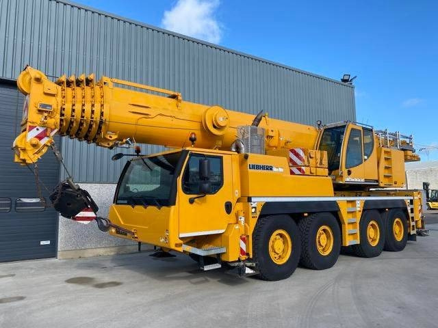 Liebherr LTM 1090-4.2 - Вседорожный кран: фото 1 Liebherr LTM 1090-4.2 - Вседорожный кран: фото 1