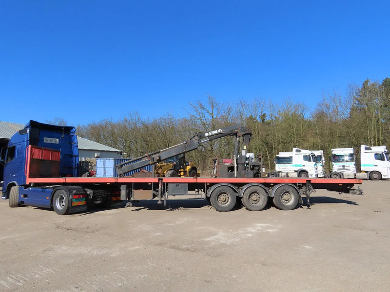 Kaiser HIAB 175, REMOTE control, retractable - Полуприцеп бортовой/ Платформа: фото 1 Kaiser HIAB 175, REMOTE control, retractable - Полуприцеп бортовой/ Платформа: фото 1