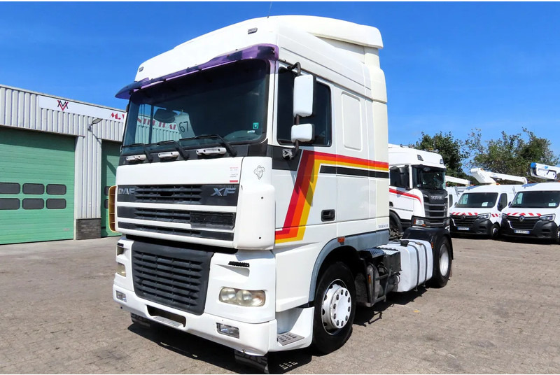 DAF 95.480 EURO 4, PTO, HYDRAULIC, 2X FUEL TANK - Тягач: фото 2 DAF 95.480 EURO 4, PTO, HYDRAULIC, 2X FUEL TANK - Тягач: фото 2