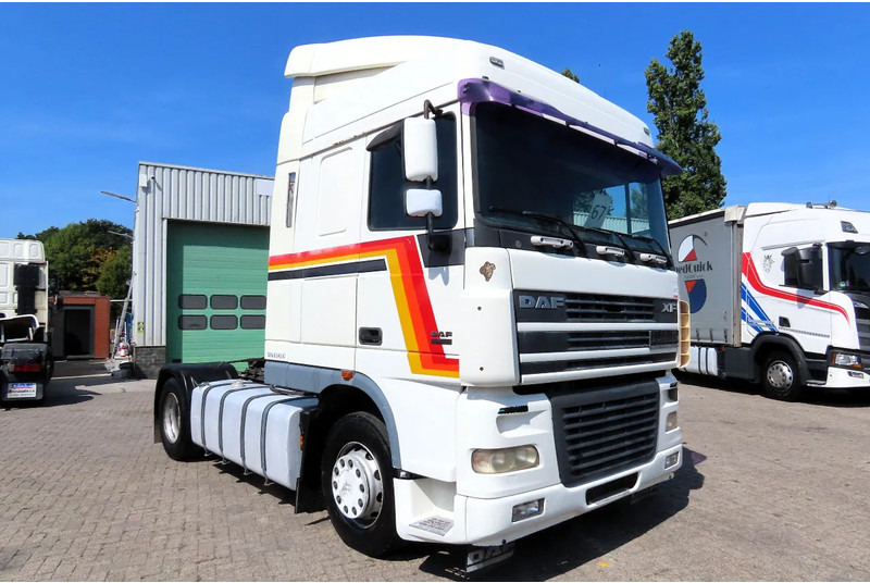 DAF 95.480 EURO 4, PTO, HYDRAULIC, 2X FUEL TANK - Тягач: фото 1 DAF 95.480 EURO 4, PTO, HYDRAULIC, 2X FUEL TANK - Тягач: фото 1