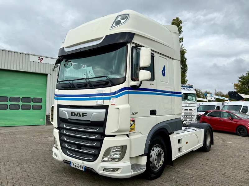 DAF XF 530 550! PARKING AIRCO, FRIGO, FULL AIR, SUPER FRANCE TRUCK! - Тягач: фото 1 DAF XF 530 550! PARKING AIRCO, FRIGO, FULL AIR, SUPER FRANCE TRUCK! - Тягач: фото 1