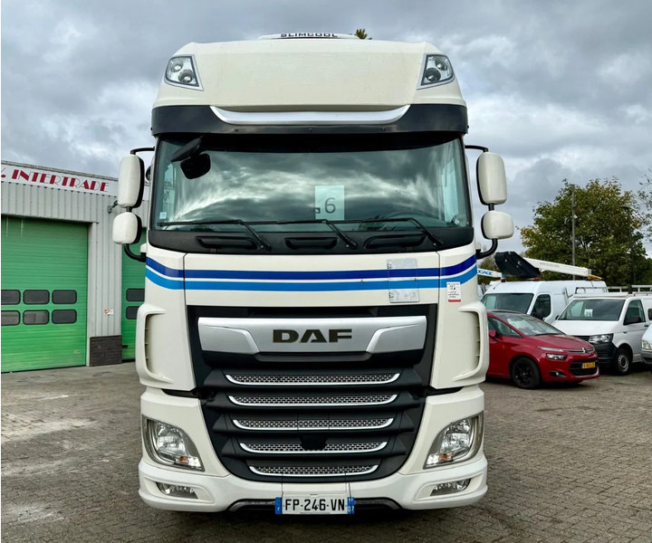 DAF XF 530 550! PARKING AIRCO, FRIGO, FULL AIR, SUPER FRANCE TRUCK! - Тягач: фото 2 DAF XF 530 550! PARKING AIRCO, FRIGO, FULL AIR, SUPER FRANCE TRUCK! - Тягач: фото 2