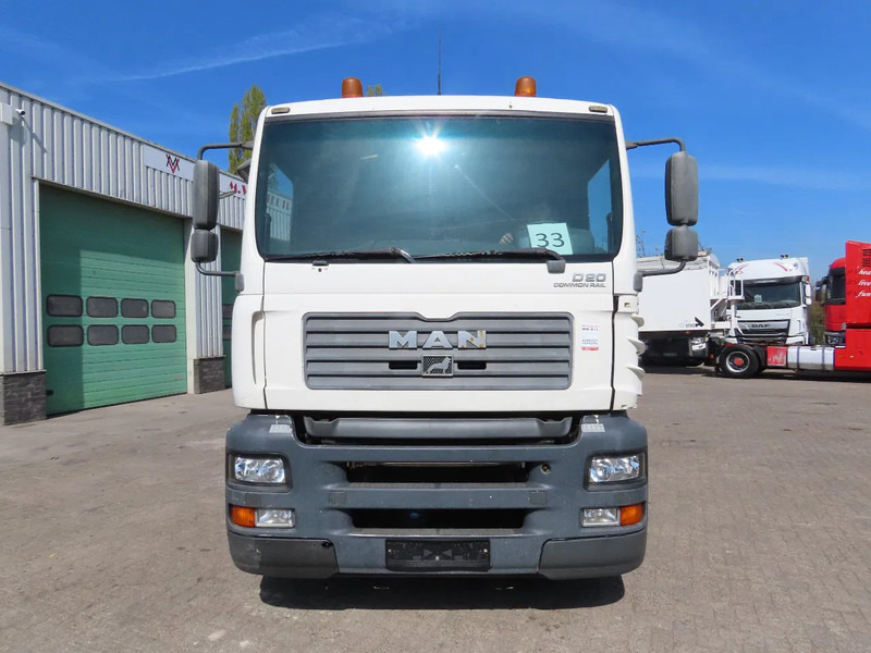 MAN TGA 18.390 Manual gear - Тягач: фото 3 MAN TGA 18.390 Manual gear - Тягач: фото 3