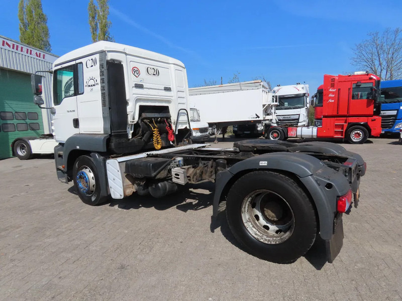 MAN TGA 18.390 Manual gear - Тягач: фото 5 MAN TGA 18.390 Manual gear - Тягач: фото 5