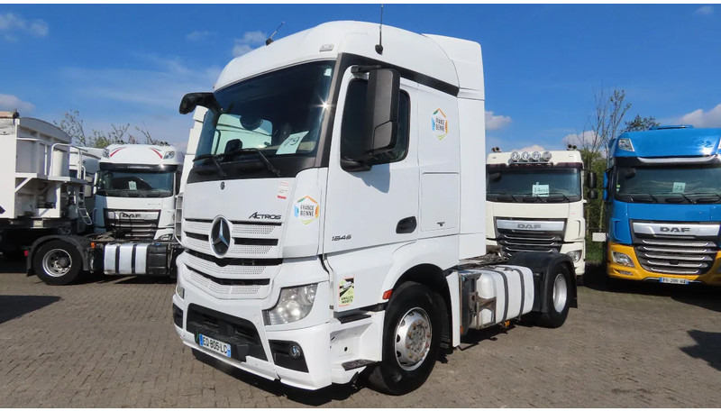 Mercedes-Benz Actros 1845 AIR BLOWER (COMPRESSOR), PTO/HYDRAULIC - Тягач: фото 1 Mercedes-Benz Actros 1845 AIR BLOWER (COMPRESSOR), PTO/HYDRAULIC - Тягач: фото 1