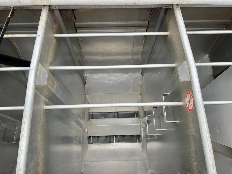 Грузовик-цистерна Volvo FM 460 TSCI, AUGER + AIR, 6x4, Retarder, 5 COMP: фото 18