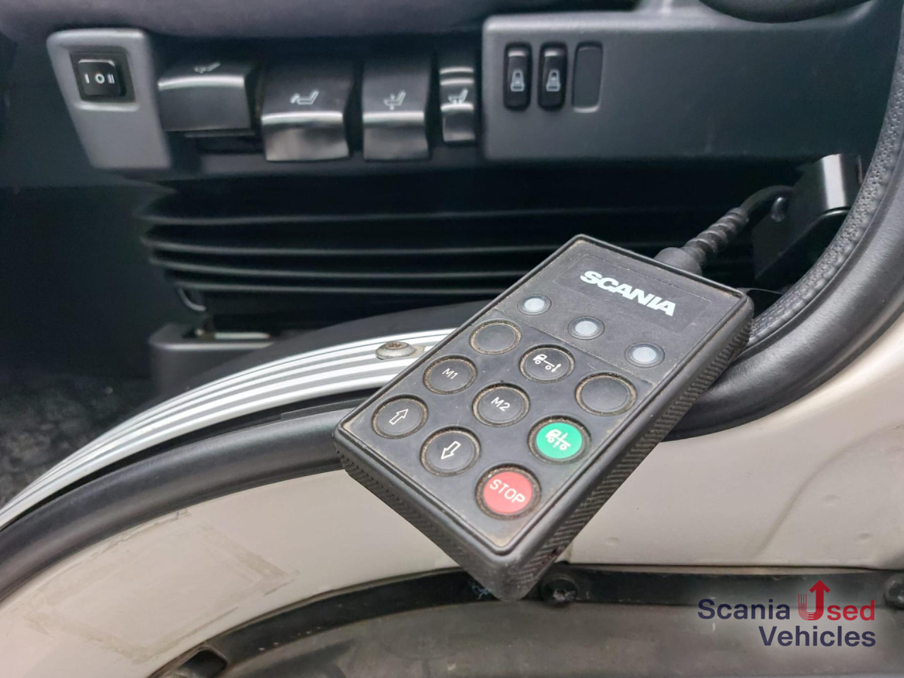 SCANIA P 280 DB4x2MNA Koffer Ladebordwand - Грузовик с закрытым кузовом: фото 4 SCANIA P 280 DB4x2MNA Koffer Ladebordwand - Грузовик с закрытым кузовом: фото 4