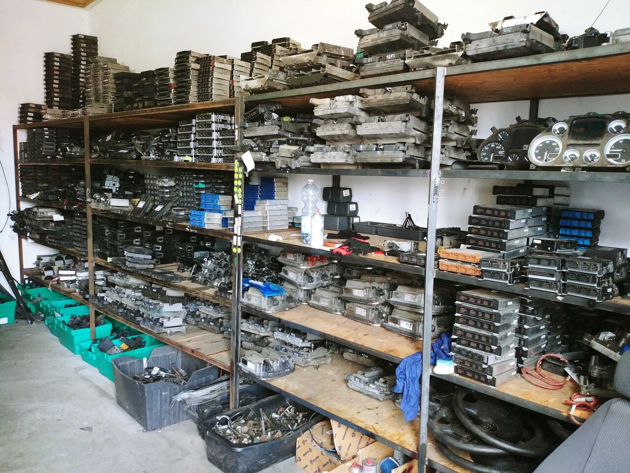 Volvo VECU Volvo truck - Блок управления для Грузовиков: фото 2 Volvo VECU Volvo truck - Блок управления для Грузовиков: фото 2