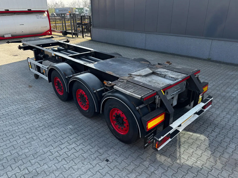 Burg 20FT/3-axles, SAF INTRADISC, ADR (EXII, EXII, FL, AT), 2x LIFTAXLE, NL-Chassis - Полуприцеп-контейнеровоз/ Сменный кузов: фото 5 Burg 20FT/3-axles, SAF INTRADISC, ADR (EXII, EXII, FL, AT), 2x LIFTAXLE, NL-Chassis - Полуприцеп-контейнеровоз/ Сменный кузов: фото 5