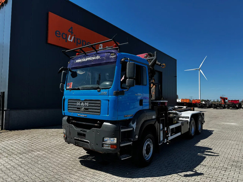 MAN TGA 33.430 6x6, HMF 1823 (B3) Crane + VDL HOOK, full spring, manual gearbox - Крюковой мультилифт, Автоманипулятор: фото 1 MAN TGA 33.430 6x6, HMF 1823 (B3) Crane + VDL HOOK, full spring, manual gearbox - Крюковой мультилифт, Автоманипулятор: фото 1