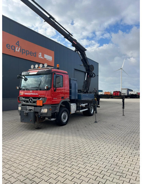 Mercedes-Benz Actros 2046 4x4 / FULL SPRING / HIAB 288 EP 5 HIPRO Crane / EURO-5 - Автоманипулятор: фото 2 Mercedes-Benz Actros 2046 4x4 / FULL SPRING / HIAB 288 EP 5 HIPRO Crane / EURO-5 - Автоманипулятор: фото 2