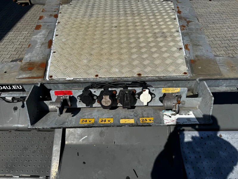 Полуприцеп-контейнеровоз/ Сменный кузов Van Hool 20FT/30FT, ADR (EX/II, EX/III, FL, AT), BPW + drum, ALCOA, galvanized, liftaxle, NL-Chassis: фото 7