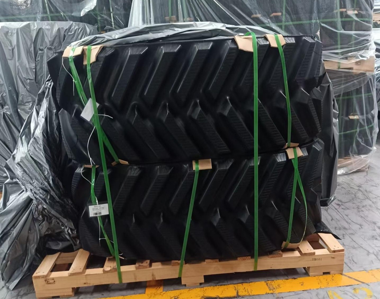 Rubber track for John Deere 8RX front / avant 24" FRONT / AVANT - Гусеница для Гусеничных тракторов: фото 3 Rubber track for John Deere 8RX front / avant 24" FRONT / AVANT - Гусеница для Гусеничных тракторов: фото 3