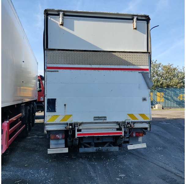 Mercedes-Benz 818 - Грузовик с закрытым кузовом: фото 4 Mercedes-Benz 818 - Грузовик с закрытым кузовом: фото 4