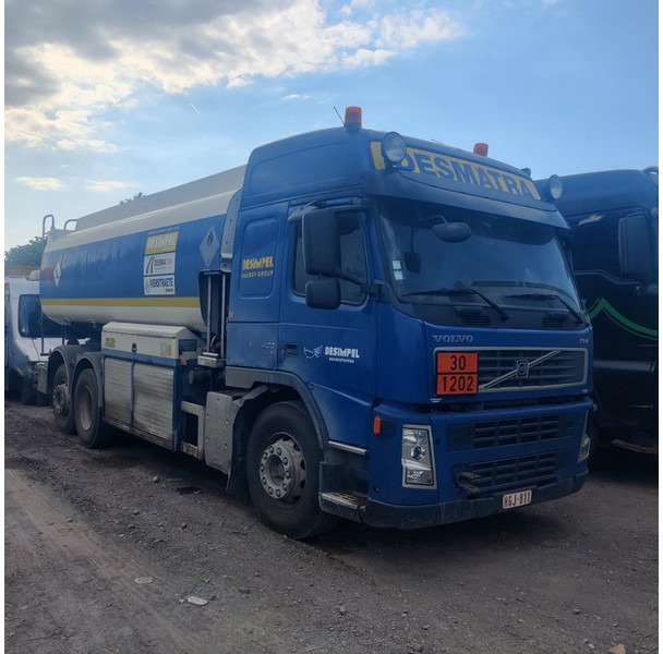 Volvo FM-400 - Грузовик-цистерна: фото 3 Volvo FM-400 - Грузовик-цистерна: фото 3