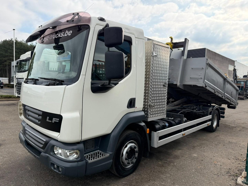 DAF LF 45.180 - 12T - 4x2 HOOKLIFT / HAAKSYTEEM / ABROLLKIPPER / AMPLIROL - *320.000km* - EURO 5 - TÜV 06/2026 - BE TRUCK - Крюковой мультилифт: фото 2 DAF LF 45.180 - 12T - 4x2 HOOKLIFT / HAAKSYTEEM / ABROLLKIPPER / AMPLIROL - *320.000km* - EURO 5 - TÜV 06/2026 - BE TRUCK - Крюковой мультилифт: фото 2