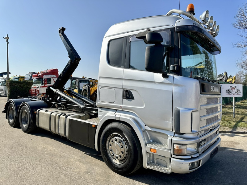 Scania 144G-530 V8 6x4 HOOKLIFT 20T MEILLER -VOL LUCHT - OPTI-CRUISE - CR19 SLAAPCABINE - Крюковой мультилифт: фото 1 Scania 144G-530 V8 6x4 HOOKLIFT 20T MEILLER -VOL LUCHT - OPTI-CRUISE - CR19 SLAAPCABINE - Крюковой мультилифт: фото 1