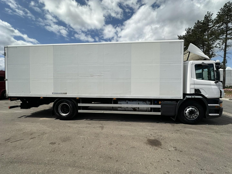 Scania P320 RETARDER - CLOSED BOX 8m25 x 2m47 x 2m30 - TAILLIFT 2000kg - EURO 6 - GOOD CONDITION - Грузовик с закрытым кузовом: фото 4 Scania P320 RETARDER - CLOSED BOX 8m25 x 2m47 x 2m30 - TAILLIFT 2000kg - EURO 6 - GOOD CONDITION - Грузовик с закрытым кузовом: фото 4