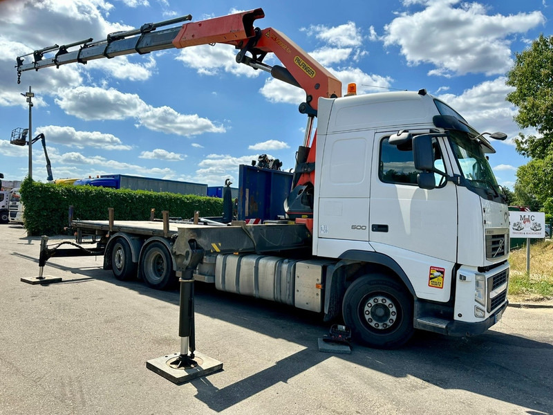 Volvo FH 500 6X2 PRITSCHE + KRAN PALFINGER PK50002 E 5x - RETARDER - PLATFORM 6m20 - TWISTLOCKS 20' - 561.000km - EURO 5 - Грузовик бортовой/ Платформа, Автоманипулятор: фото 2 Volvo FH 500 6X2 PRITSCHE + KRAN PALFINGER PK50002 E 5x - RETARDER - PLATFORM 6m20 - TWISTLOCKS 20' - 561.000km - EURO 5 - Грузовик бортовой/ Платформа, Автоманипулятор: фото 2
